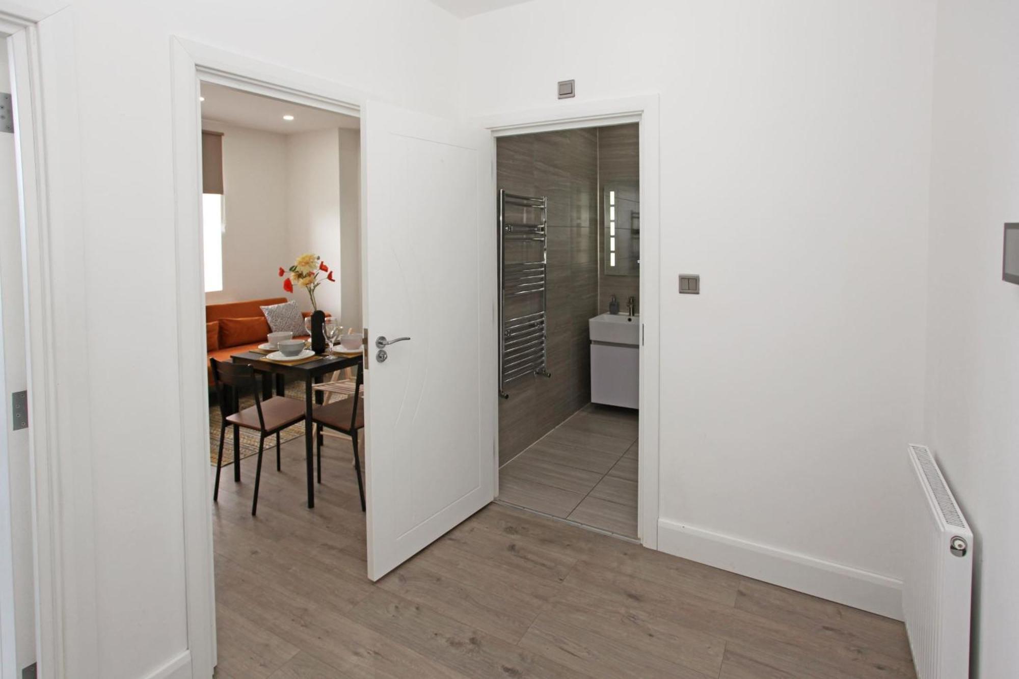 Sapphire House Apartments Telford Kültér fotó
