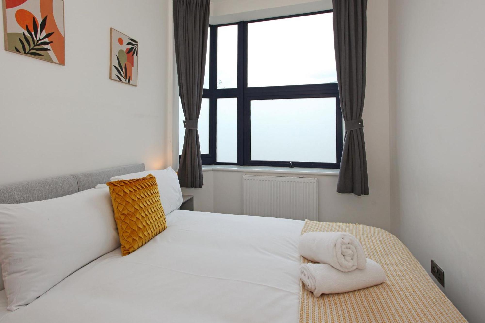 Sapphire House Apartments Telford Kültér fotó